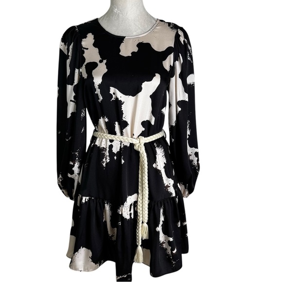 ALEXIS Abstract Long Sleeve Rope Belt Tiered Mini Dress Black and Cream Size XS - Picture 4 of 12